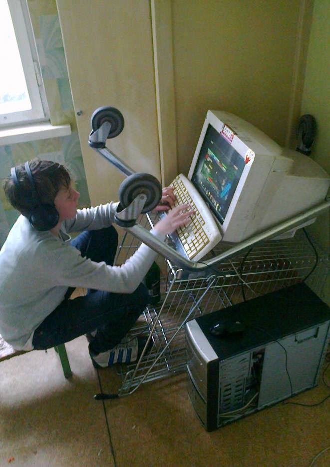 We Might have Found the Worst Gaming Set Ups of all Time
