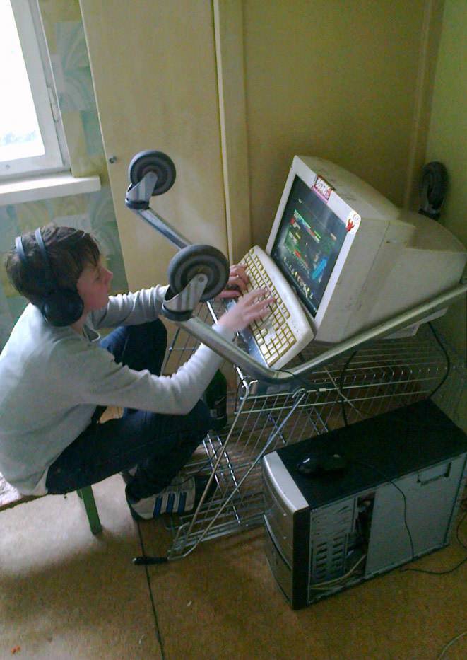 Featured image of post Worst Gaming Setup Today i review the worst gaming setup ever