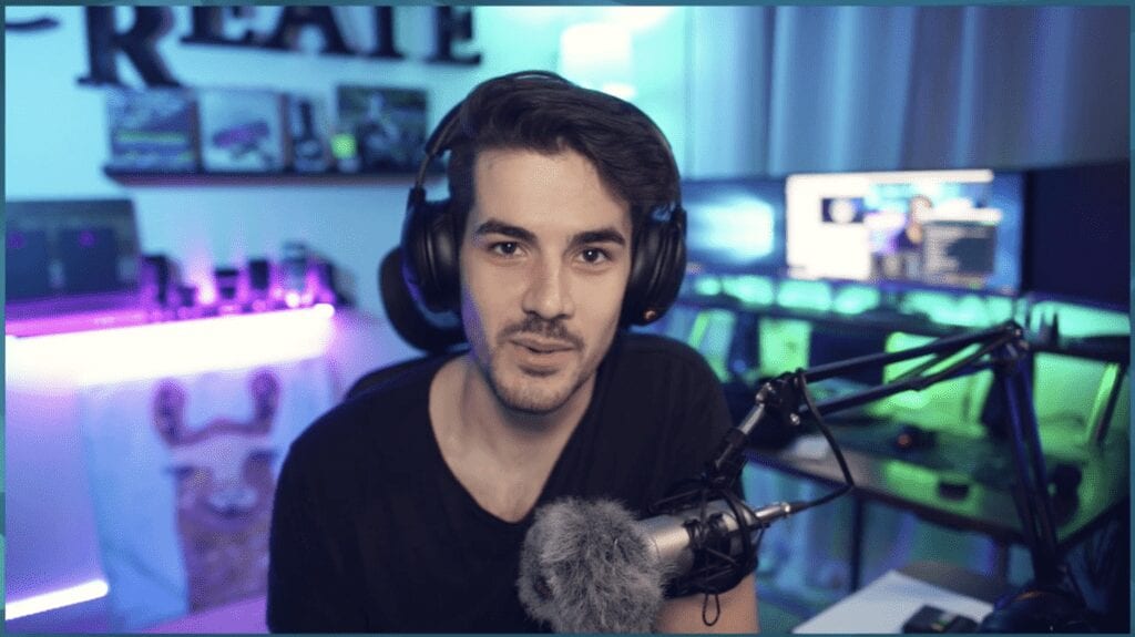 Mais Esports - #Streams: A streamer completou dizendo para os espectadores mais generosos apoiarem canais em crescimento e instituições de caridade com o dinheiro que eles supostamente enviariam para ela! O que
