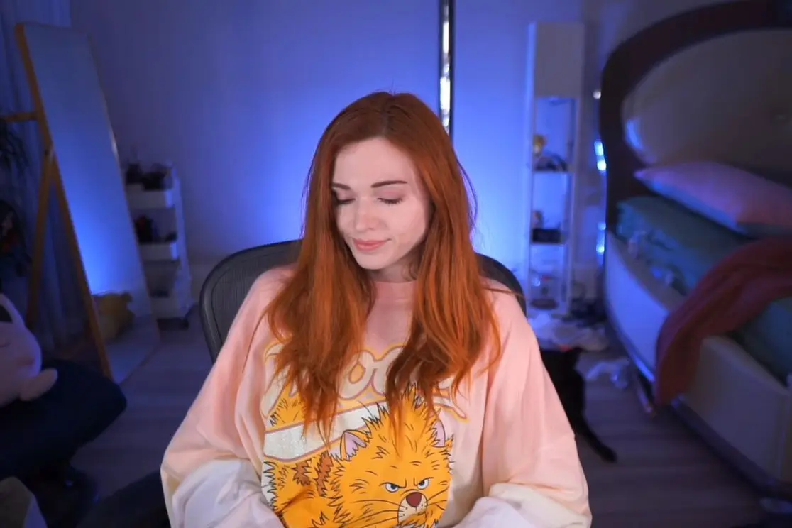 Amouranth streamer